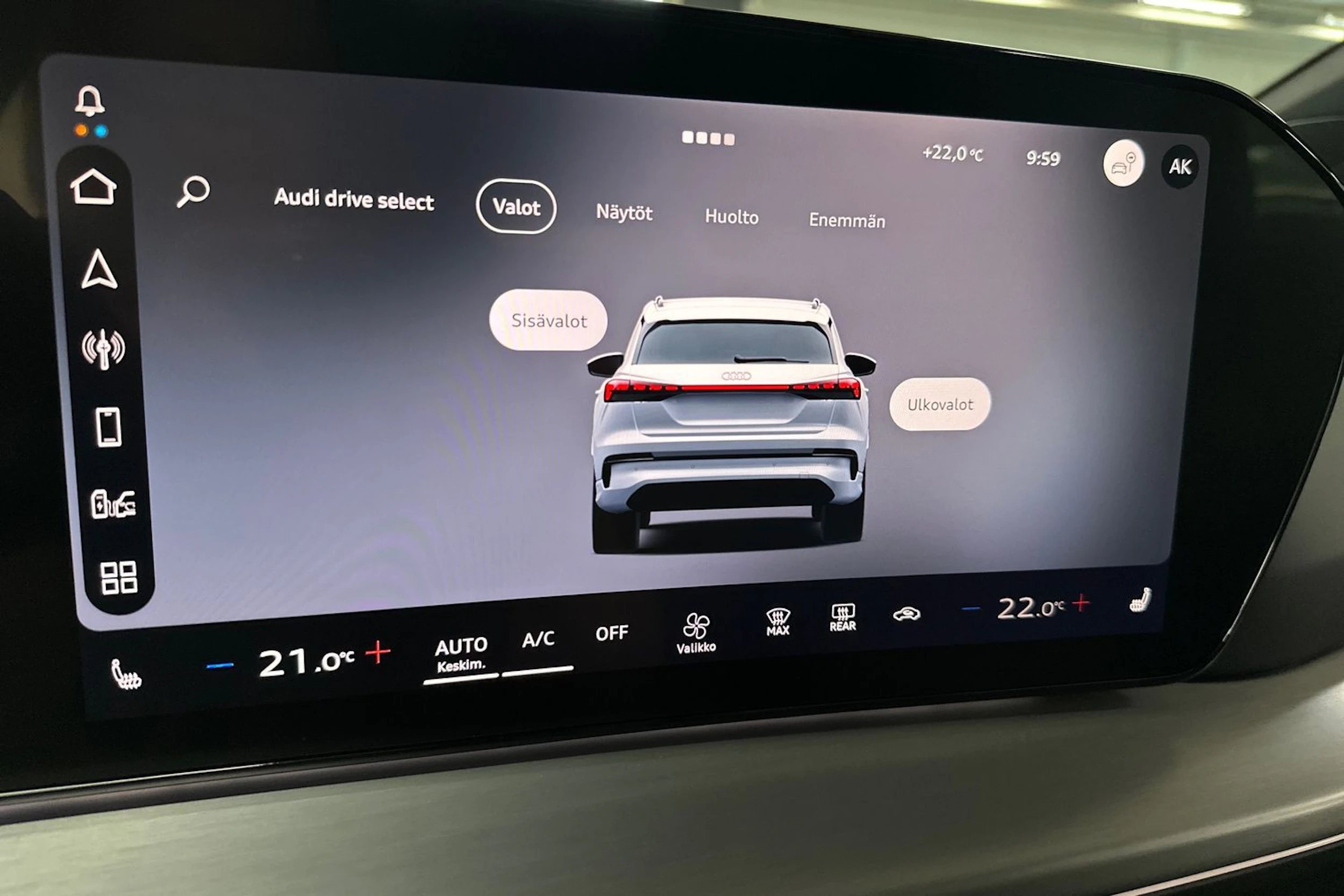 met. valkoinen Audi Q4 e-tron 2026 kuva 28.