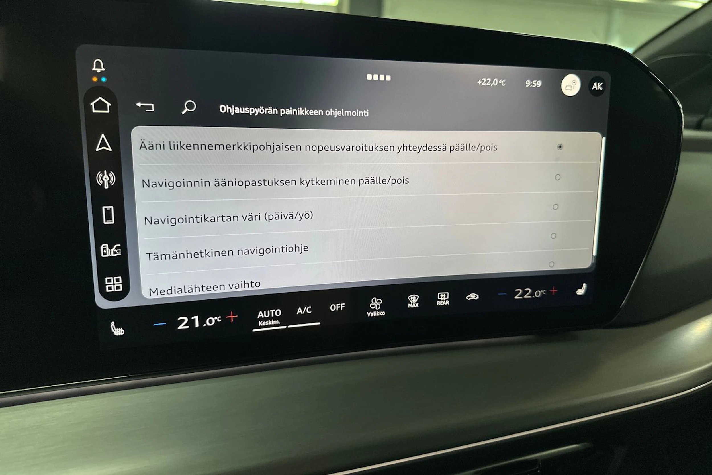 met. valkoinen Audi Q4 e-tron 2026 kuva 29.