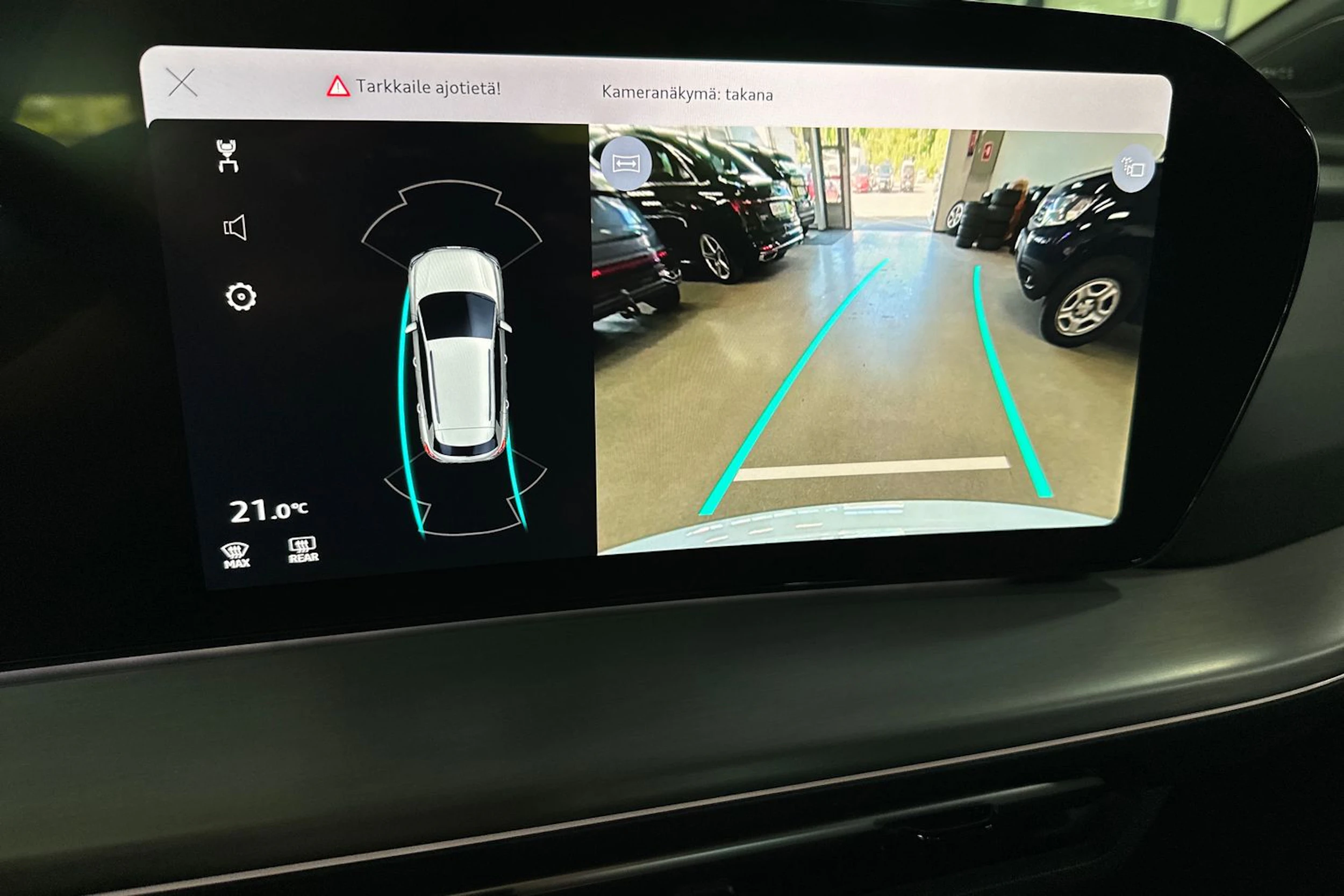 met. valkoinen Audi Q4 e-tron 2026 kuva 30.