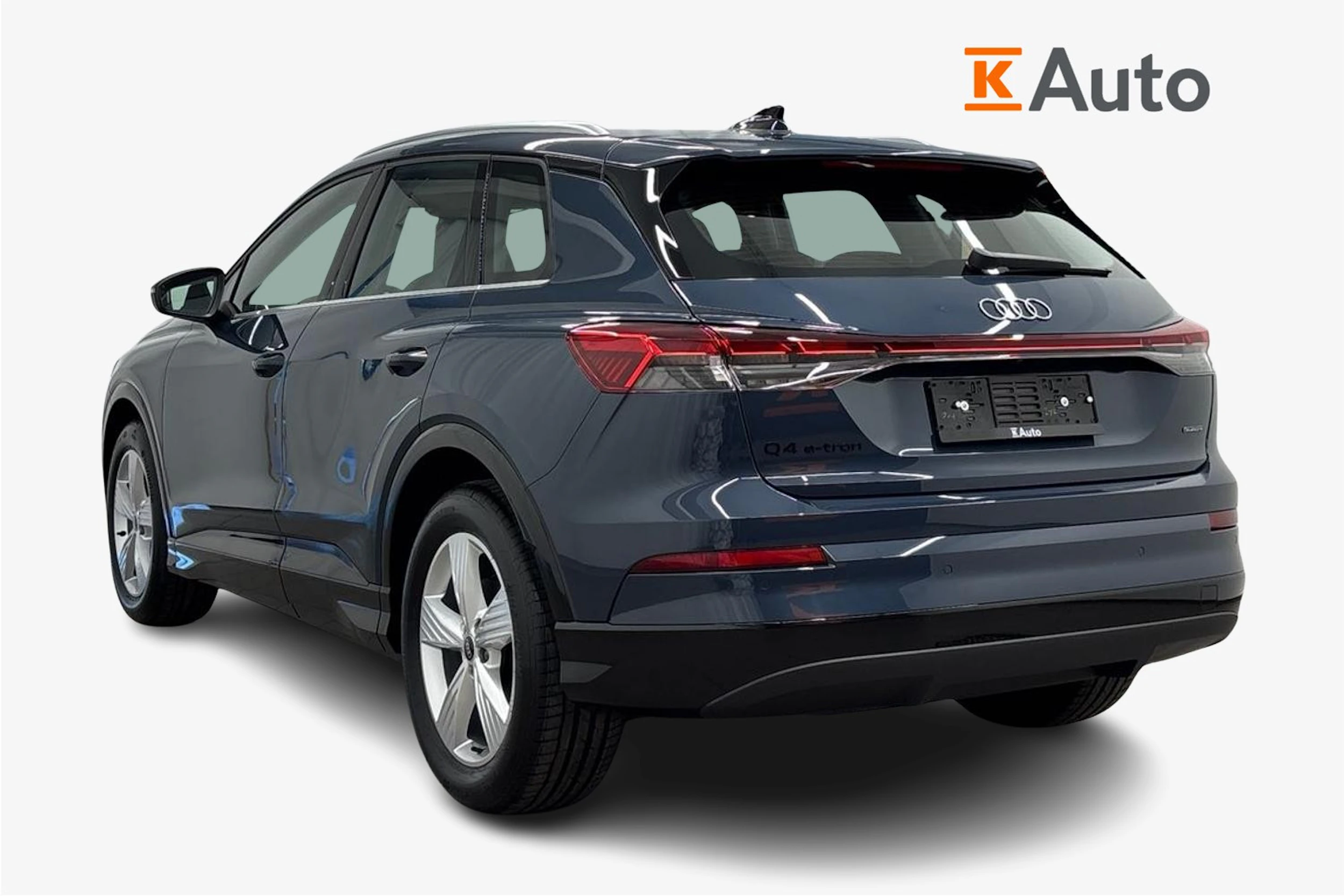 met. sininen Audi Q4 e-tron 2026 kuva 2.