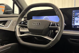 met. sininen Audi Q4 e-tron 2026 kuva 16.