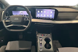 sininen Audi Q4 e-tron 2026 kuva 7.