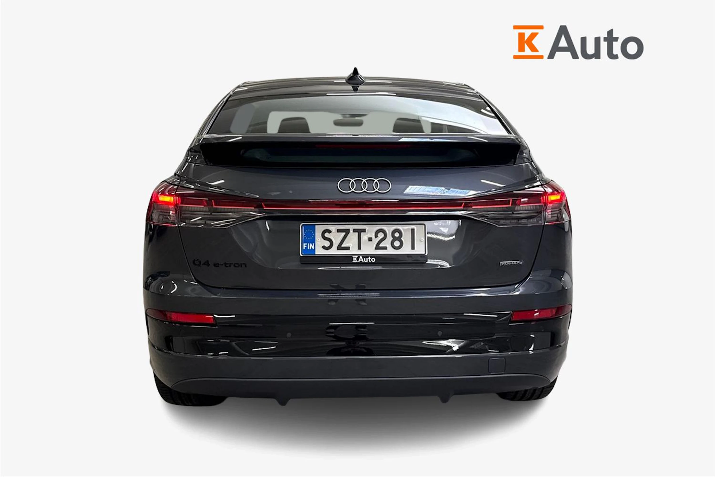 met. harmaa Audi Q4 e-tron 2026 kuva 3.