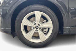 met. harmaa Audi Q4 e-tron 2026 kuva 9.