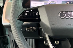 vihreä Audi Q4 e-tron 2026 kuva 16.