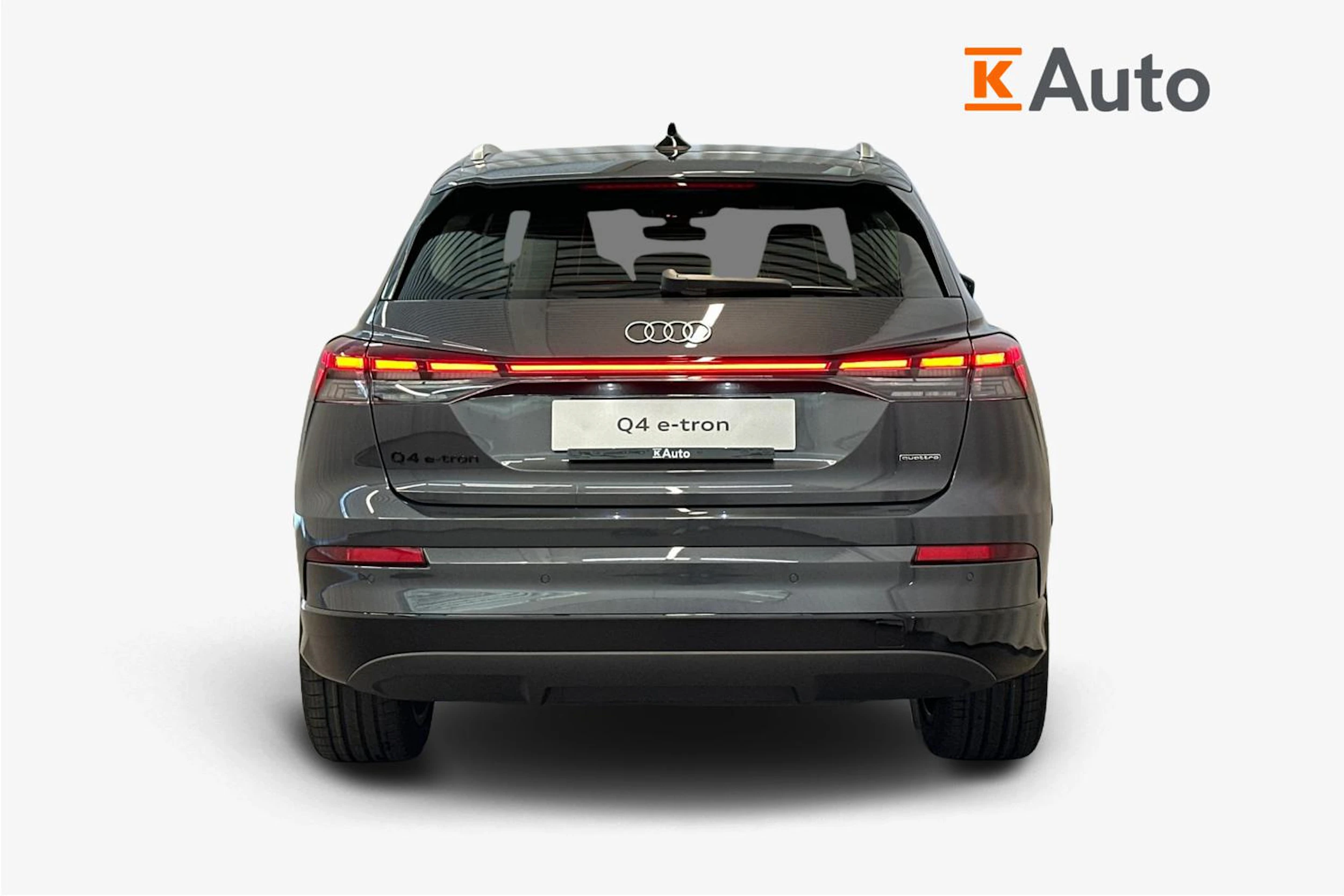 tambura harmaa Audi Q4 e-tron 2026 kuva 3.