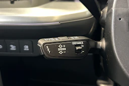 tambura harmaa Audi Q4 e-tron 2026 kuva 16.