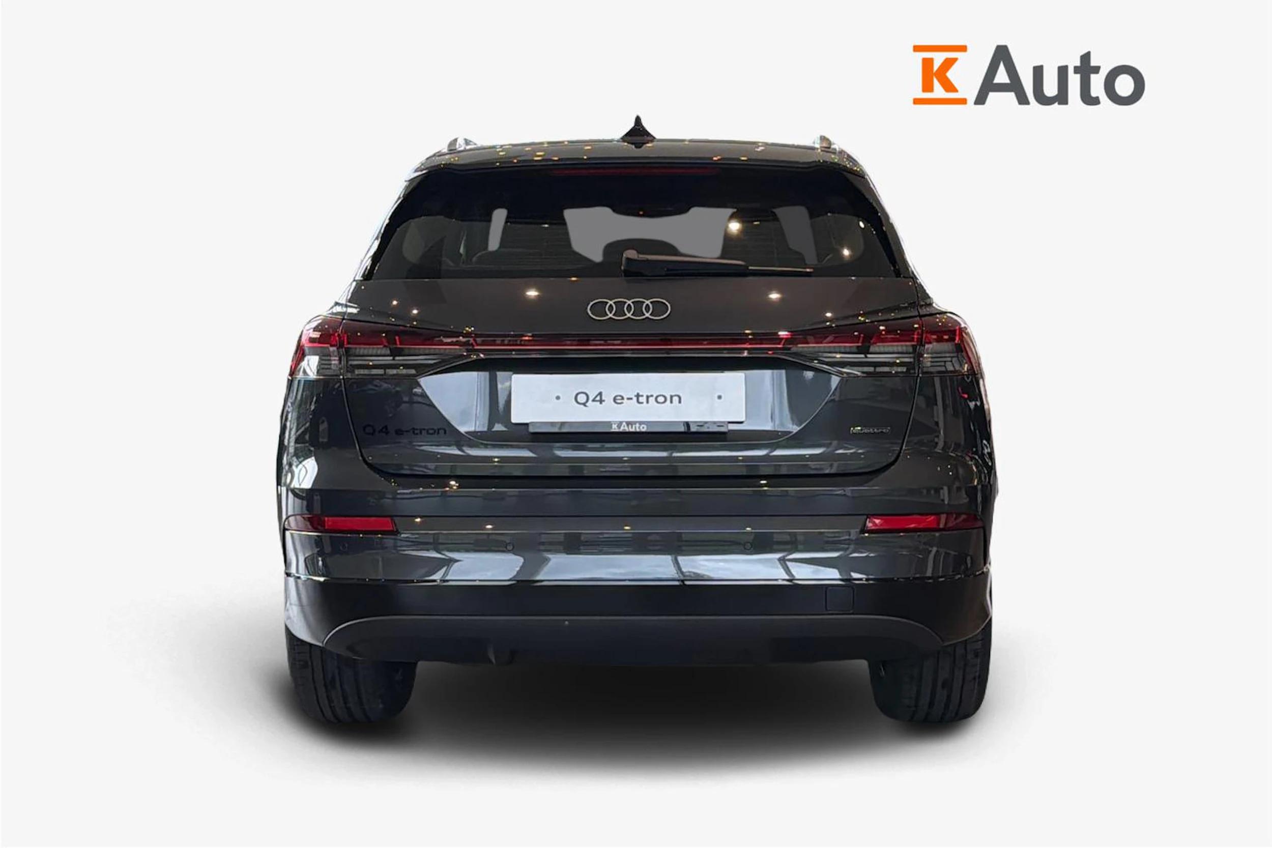 harmaa Audi Q4 e-tron 2026 kuva 3.