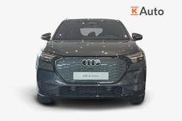 harmaa Audi Q4 e-tron 2026 kuva 4.