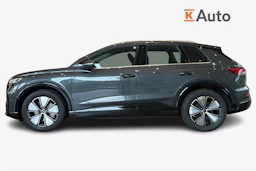 harmaa Audi Q4 e-tron 2026 kuva 5.