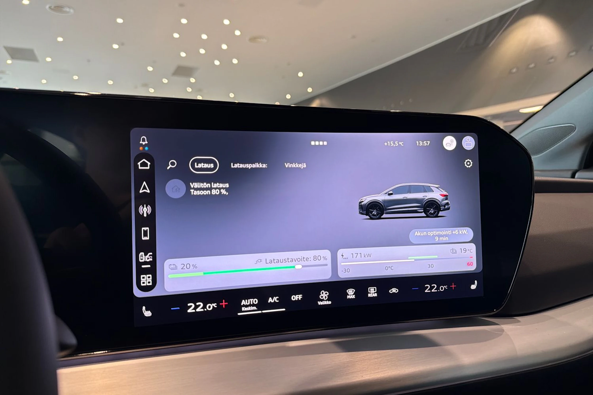 harmaa Audi Q4 e-tron 2026 kuva 16.