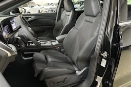 musta Audi Q4 e-tron 2026 kuva 12.