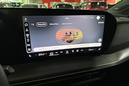 musta Audi Q4 e-tron 2026 kuva 18.