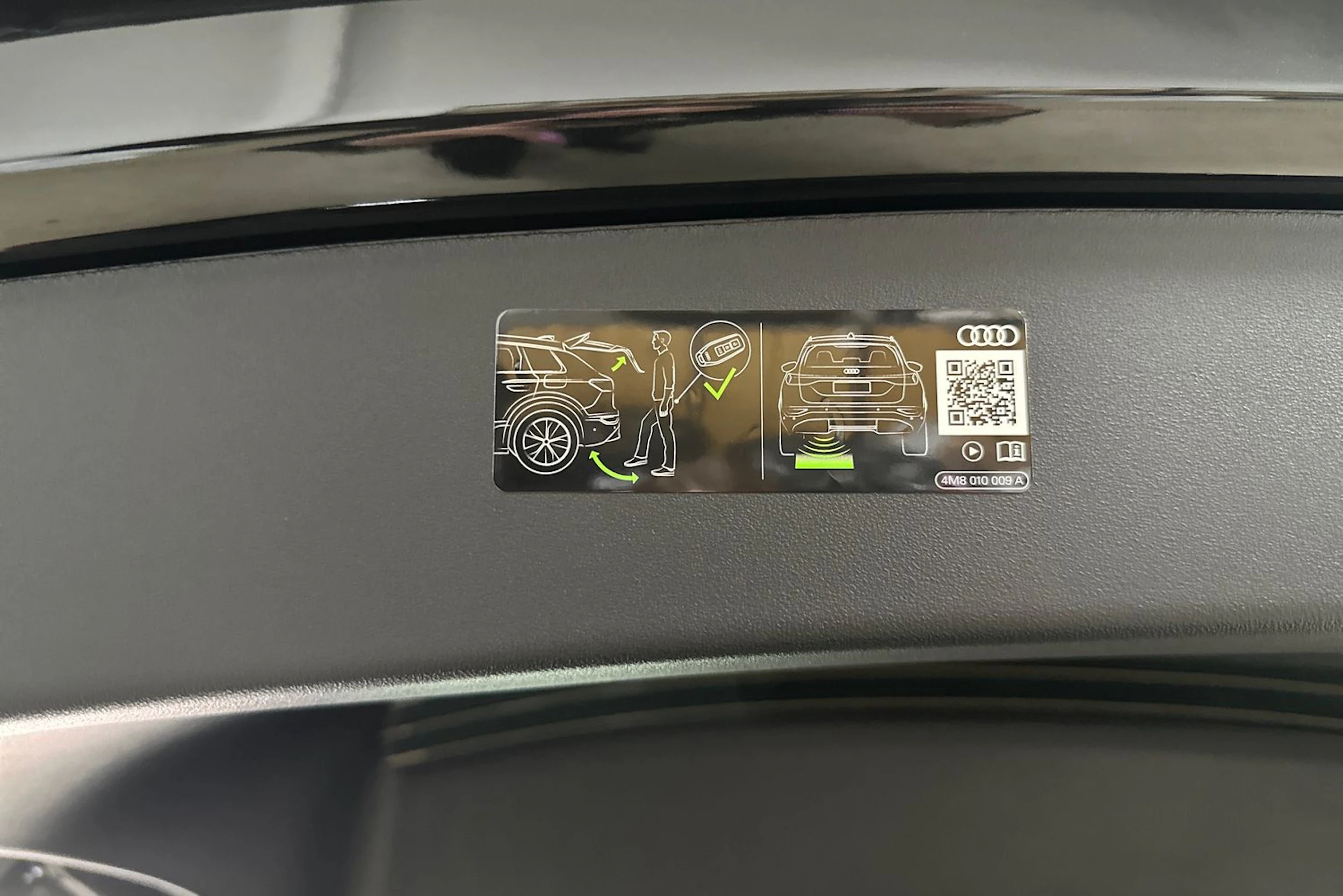 musta Audi Q4 e-tron 2026 kuva 34.
