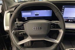 met. musta Audi Q4 e-tron 2026 kuva 12.