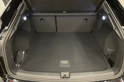 met. musta Audi Q4 e-tron 2026 kuva 23.