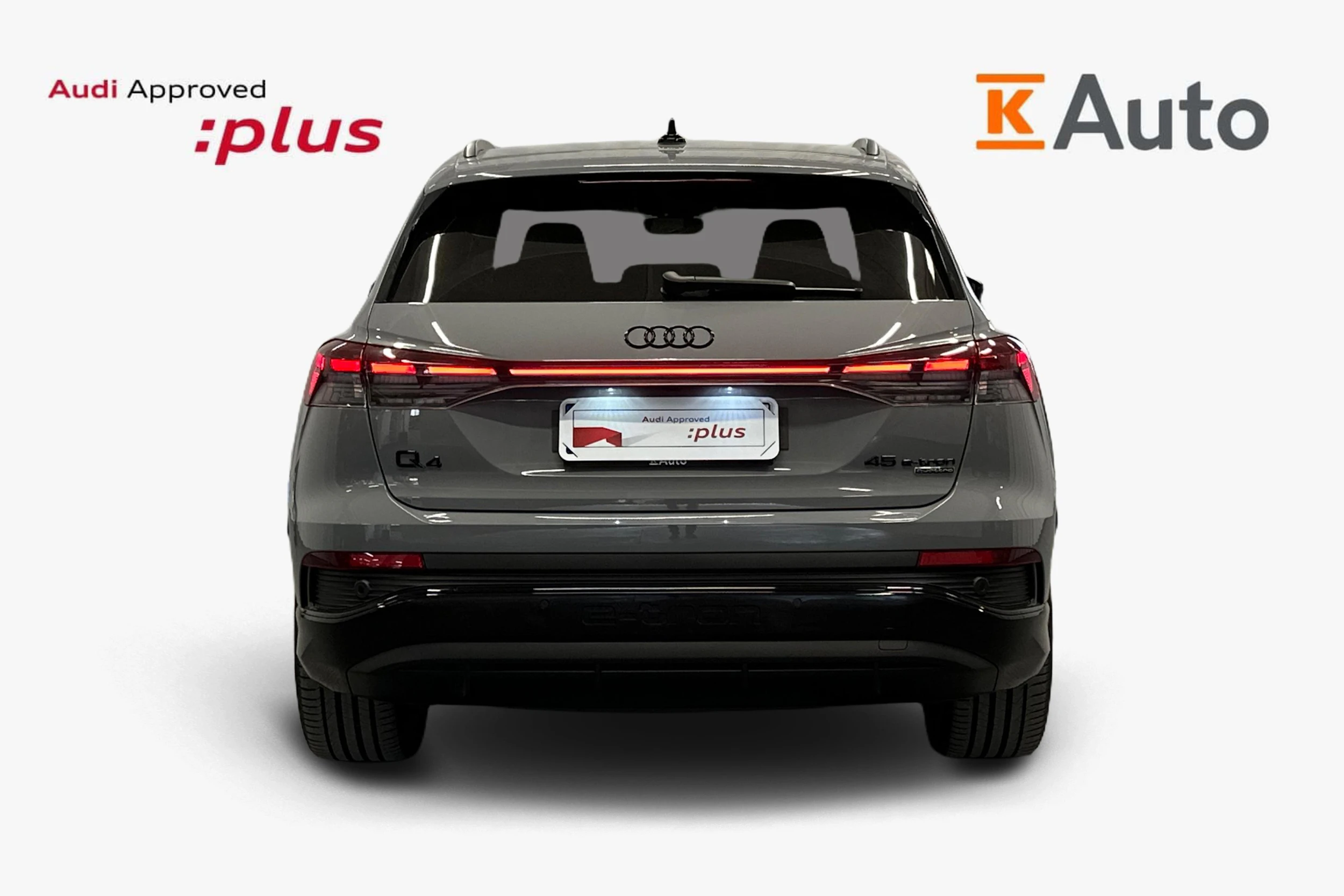 harmaa Audi Q4 e-tron 2026 kuva 3.