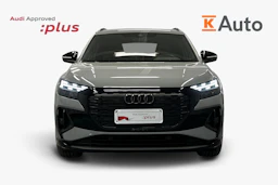 harmaa Audi Q4 e-tron 2026 kuva 4.