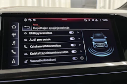 harmaa Audi Q4 e-tron 2026 kuva 25.