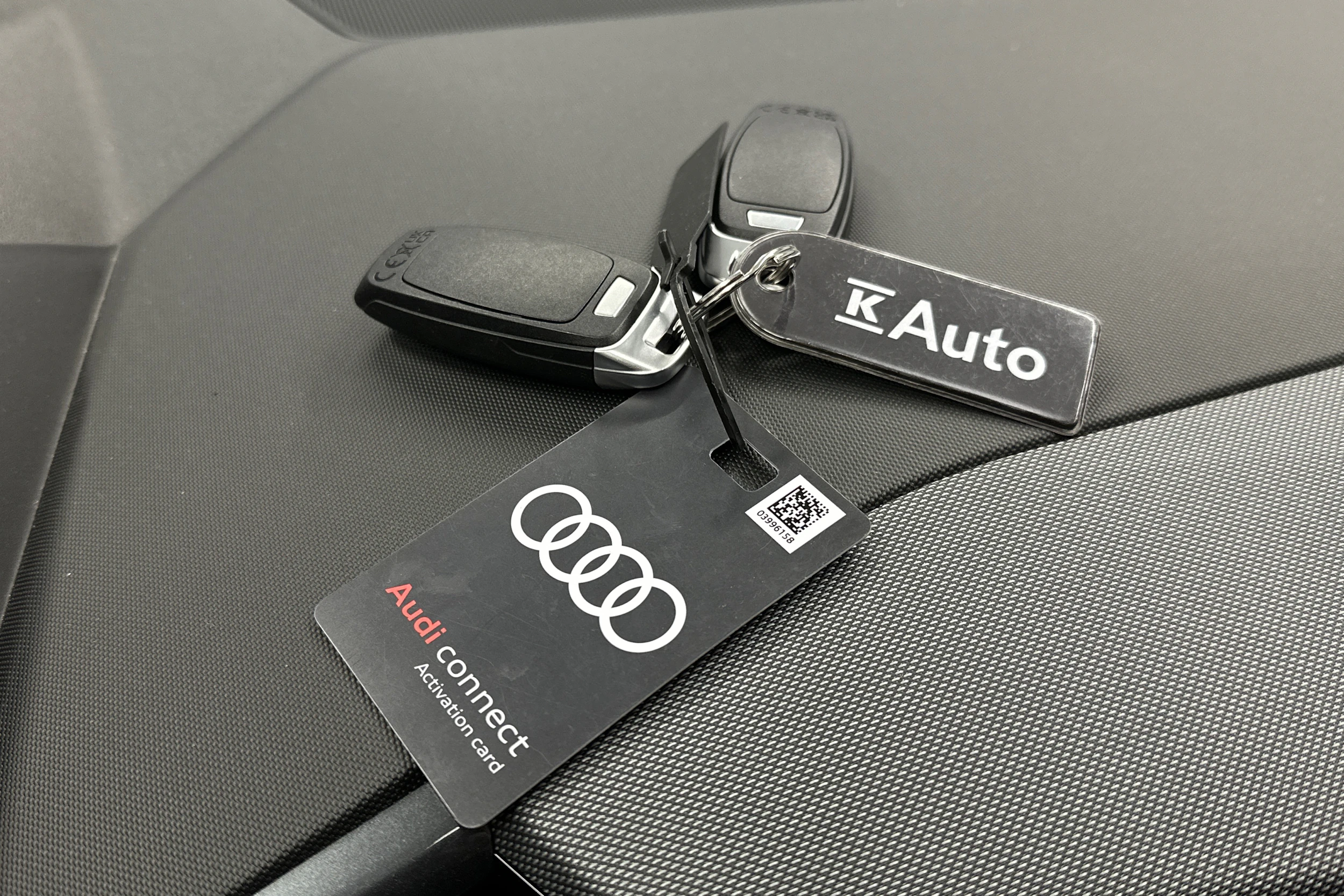 harmaa Audi Q4 e-tron 2026 kuva 31.