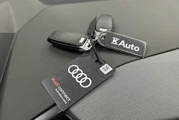 harmaa Audi Q4 e-tron 2026 kuva 31.