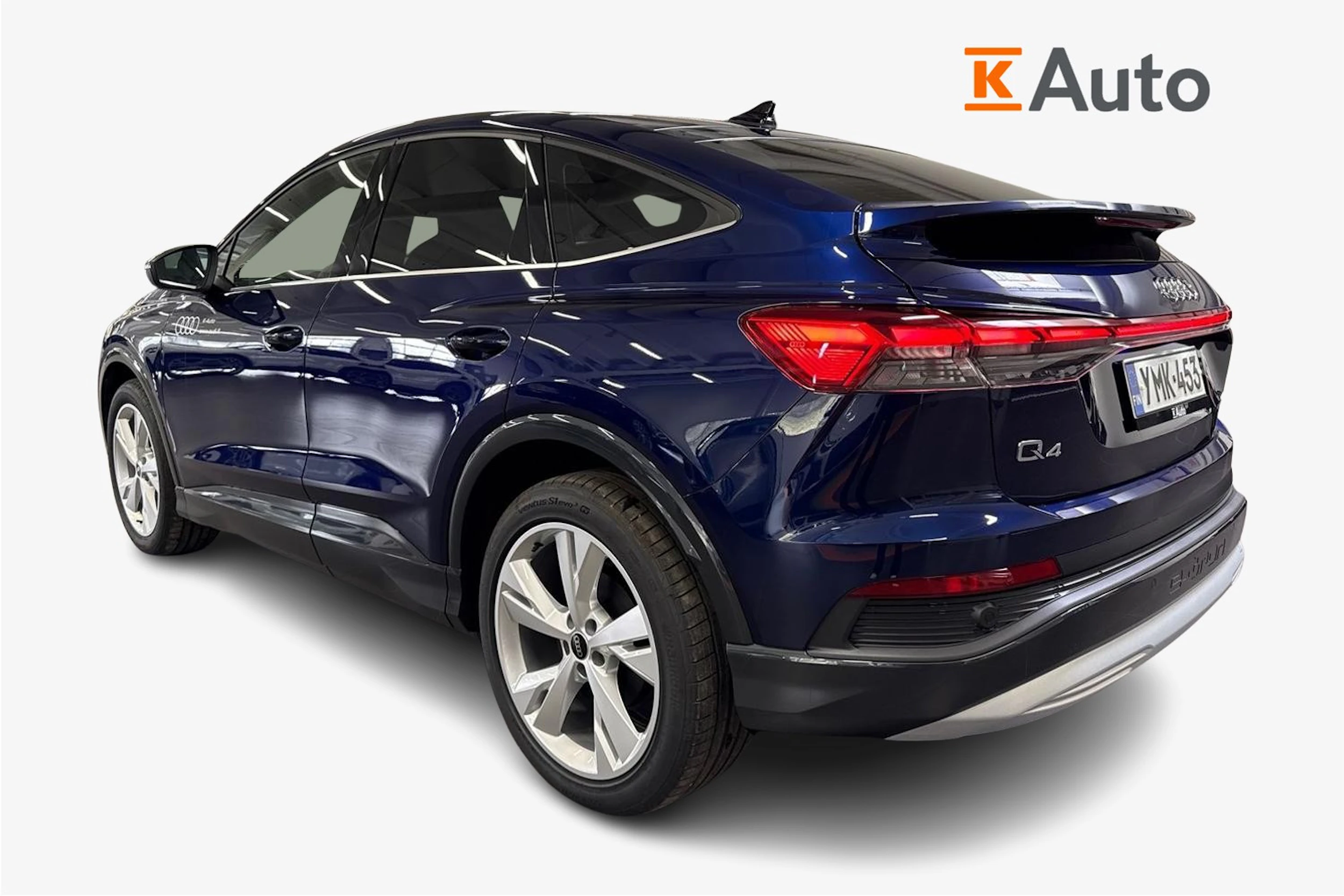 met. sininen Audi Q4 e-tron 2026 kuva 2.