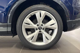 met. sininen Audi Q4 e-tron 2026 kuva 10.