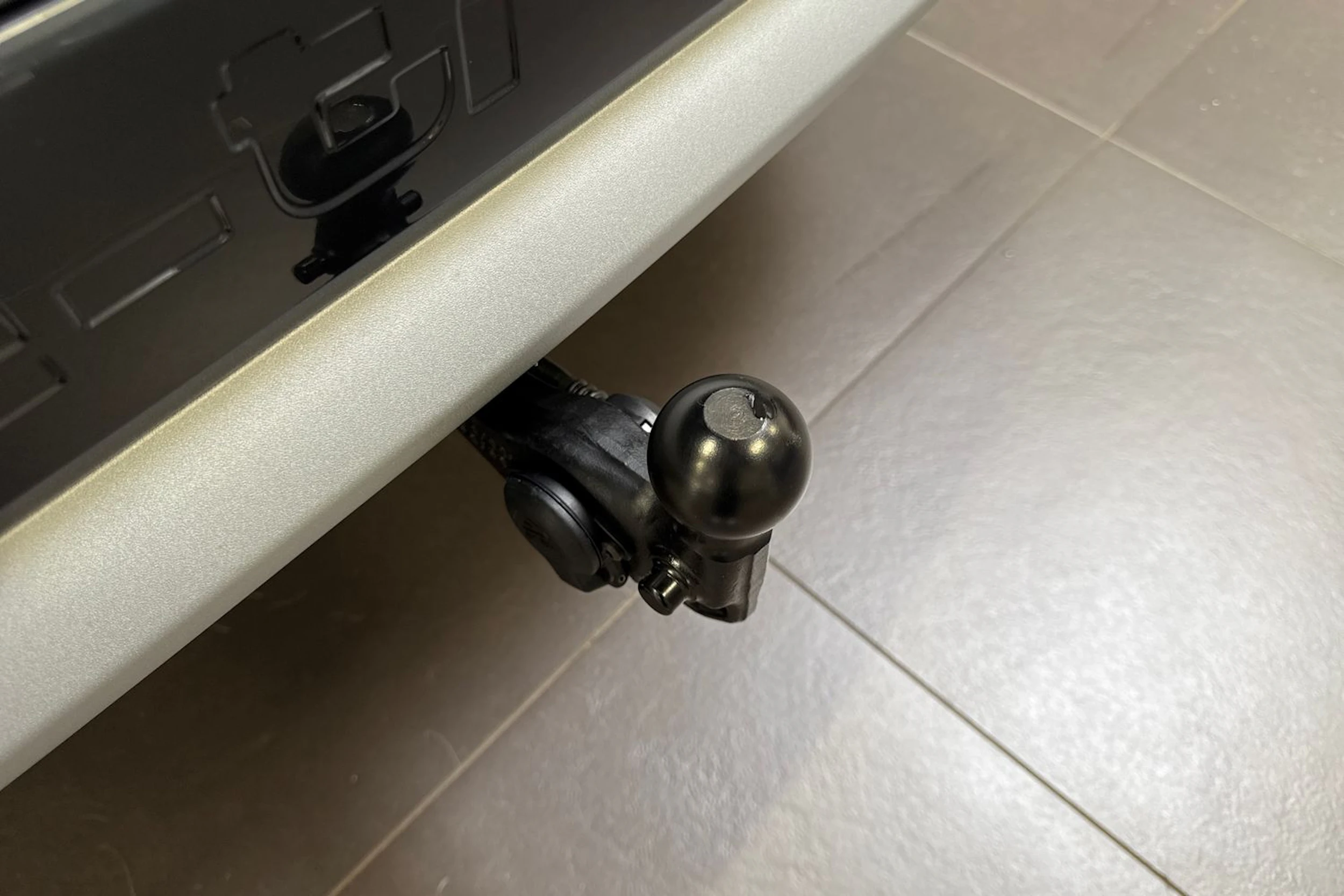 met. sininen Audi Q4 e-tron 2026 kuva 12.