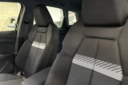 met. musta Audi Q4 e-tron 2026 kuva 13.