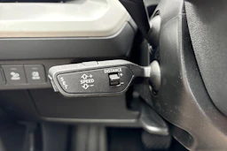 harmaa Audi Q4 e-tron 2026 kuva 17.