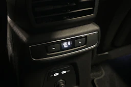 harmaa Audi Q4 e-tron 2026 kuva 13.