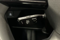 harmaa Audi Q4 e-tron 2026 kuva 18.
