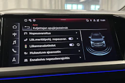 harmaa Audi Q4 e-tron 2026 kuva 25.