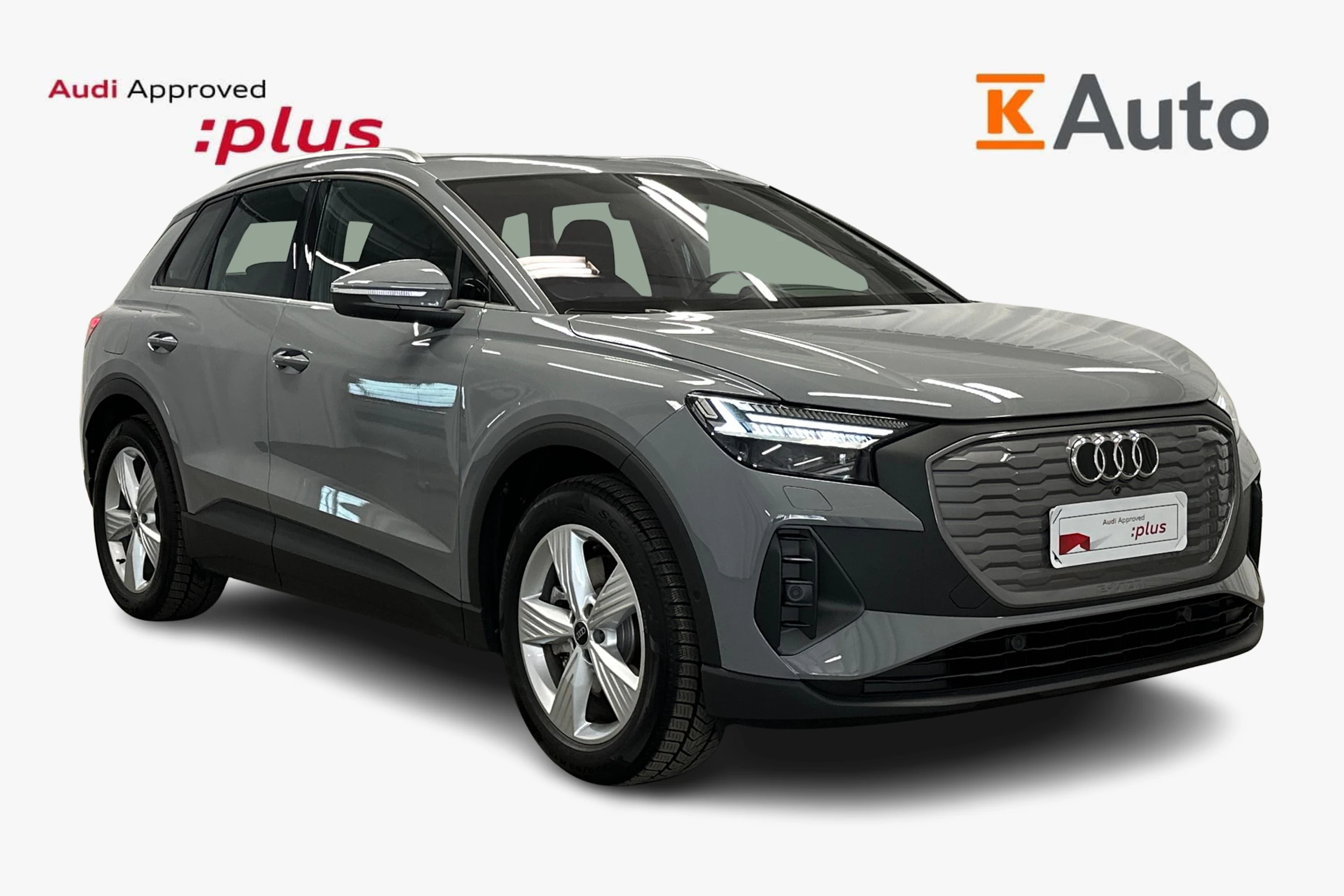 harmaa Audi Q4 e-tron 2026 kuva 1.