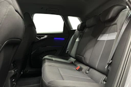 harmaa Audi Q4 e-tron 2026 kuva 8.
