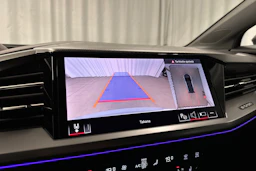 harmaa Audi Q4 e-tron 2026 kuva 15.