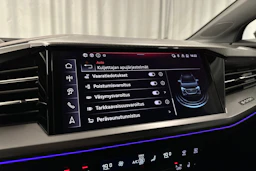 harmaa Audi Q4 e-tron 2026 kuva 22.