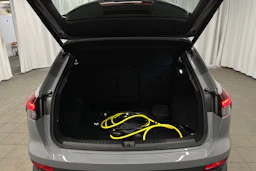 harmaa Audi Q4 e-tron 2026 kuva 29.