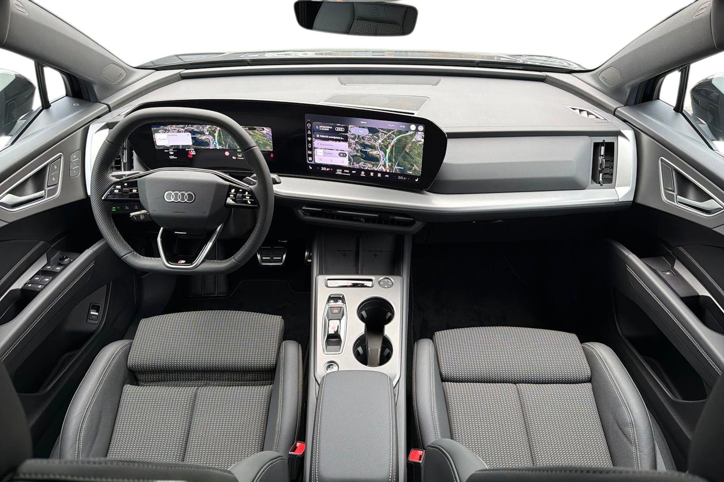 musta Audi Q4 e-tron 2026 kuva 7.
