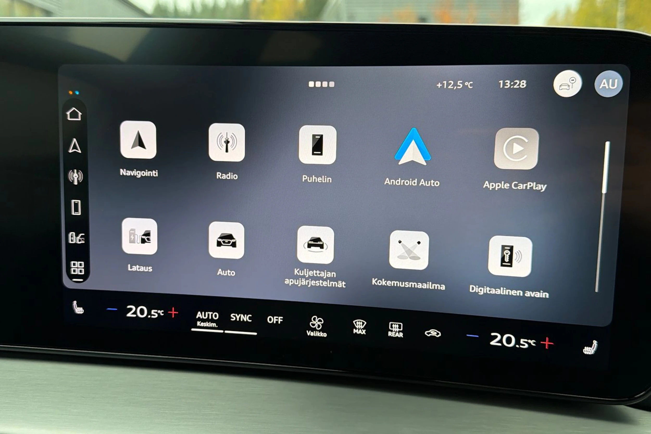 musta Audi Q4 e-tron 2026 kuva 20.