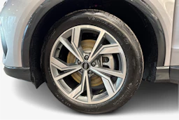 harmaa Audi Q4 e-tron 2026 kuva 9.