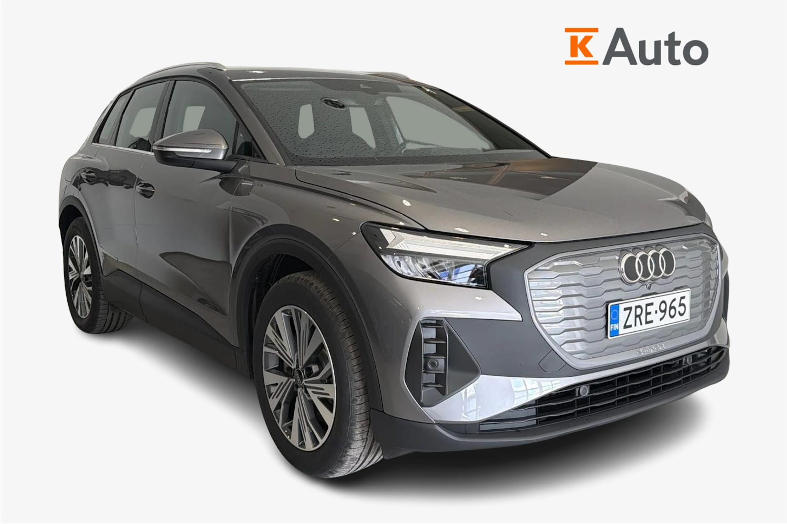 harmaa Audi Q4 e-tron 2026 kuva 1.