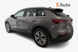 harmaa Audi Q4 e-tron 2026 kuva 5.