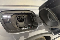 harmaa Audi Q4 e-tron 2026 kuva 12.