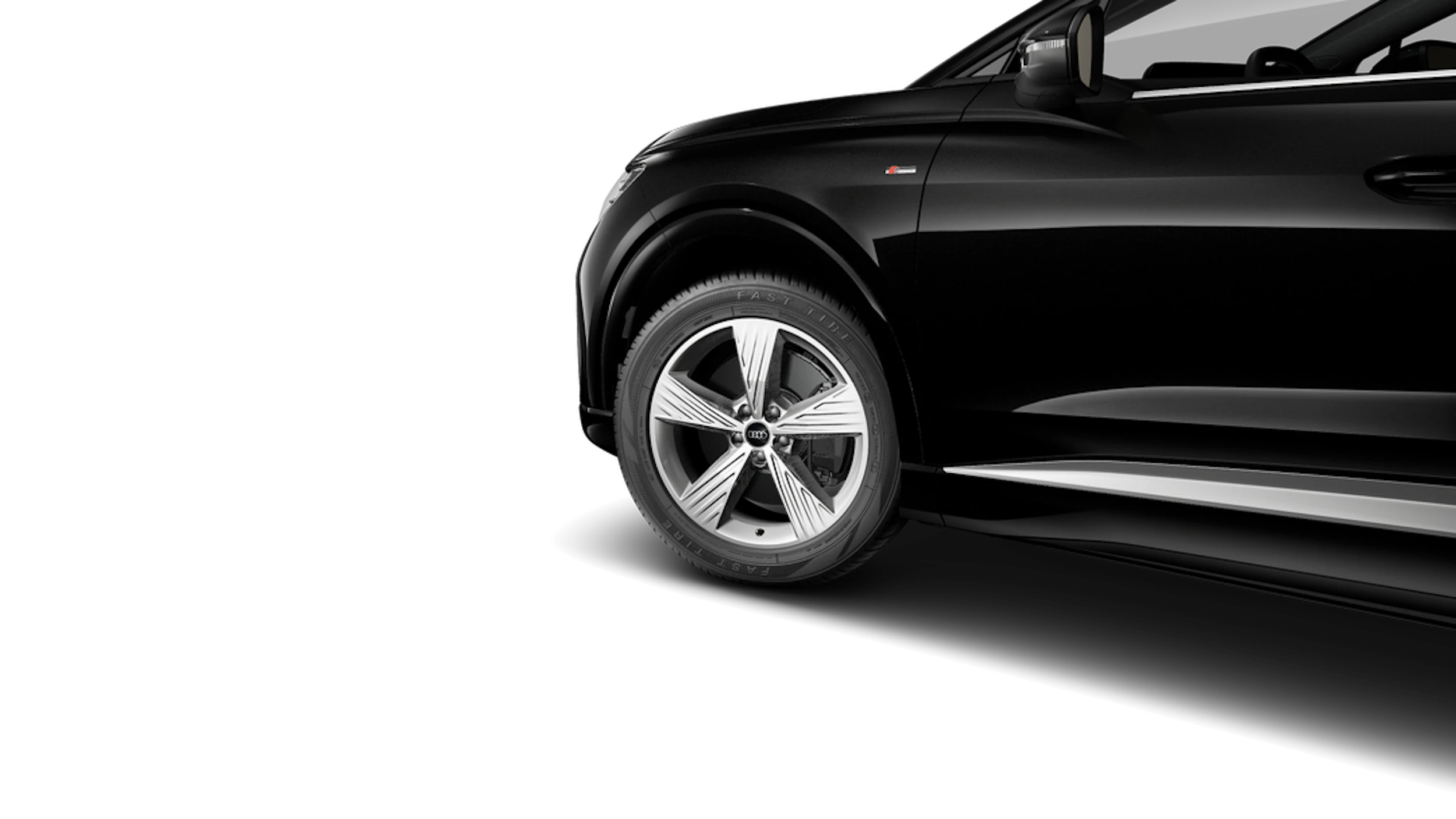 Mythos-musta, metalliväri Audi Q4 e-tron 2027 kuva 10.
