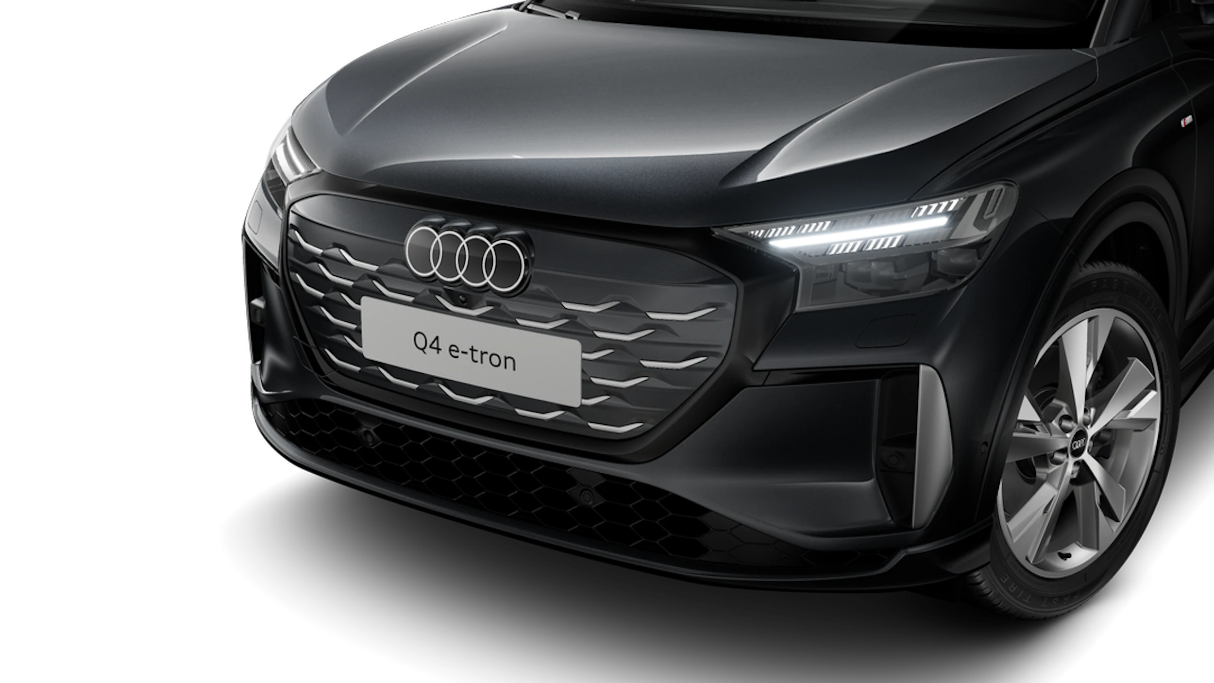 Tambora-harmaa, metalliväri Audi Q4 e-tron 2027 kuva 6.