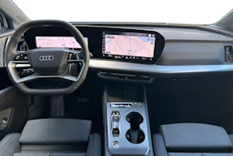 valkoinen Audi Q4 e-tron 2026 kuva 7.