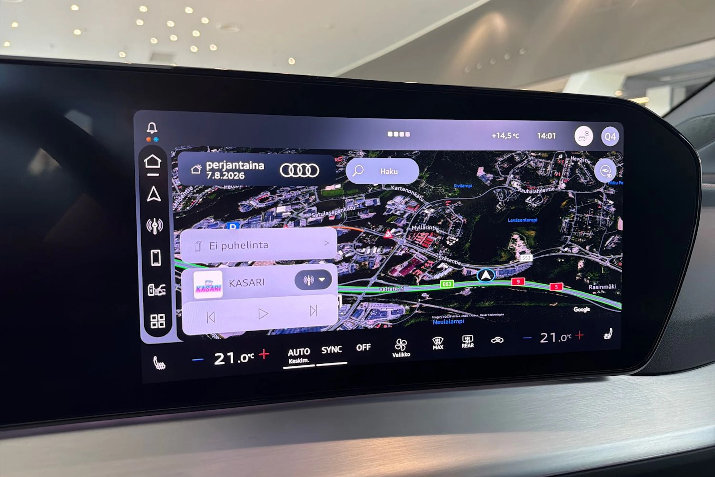 met. valkoinen Audi Q4 e-tron 2027 kuva 16.