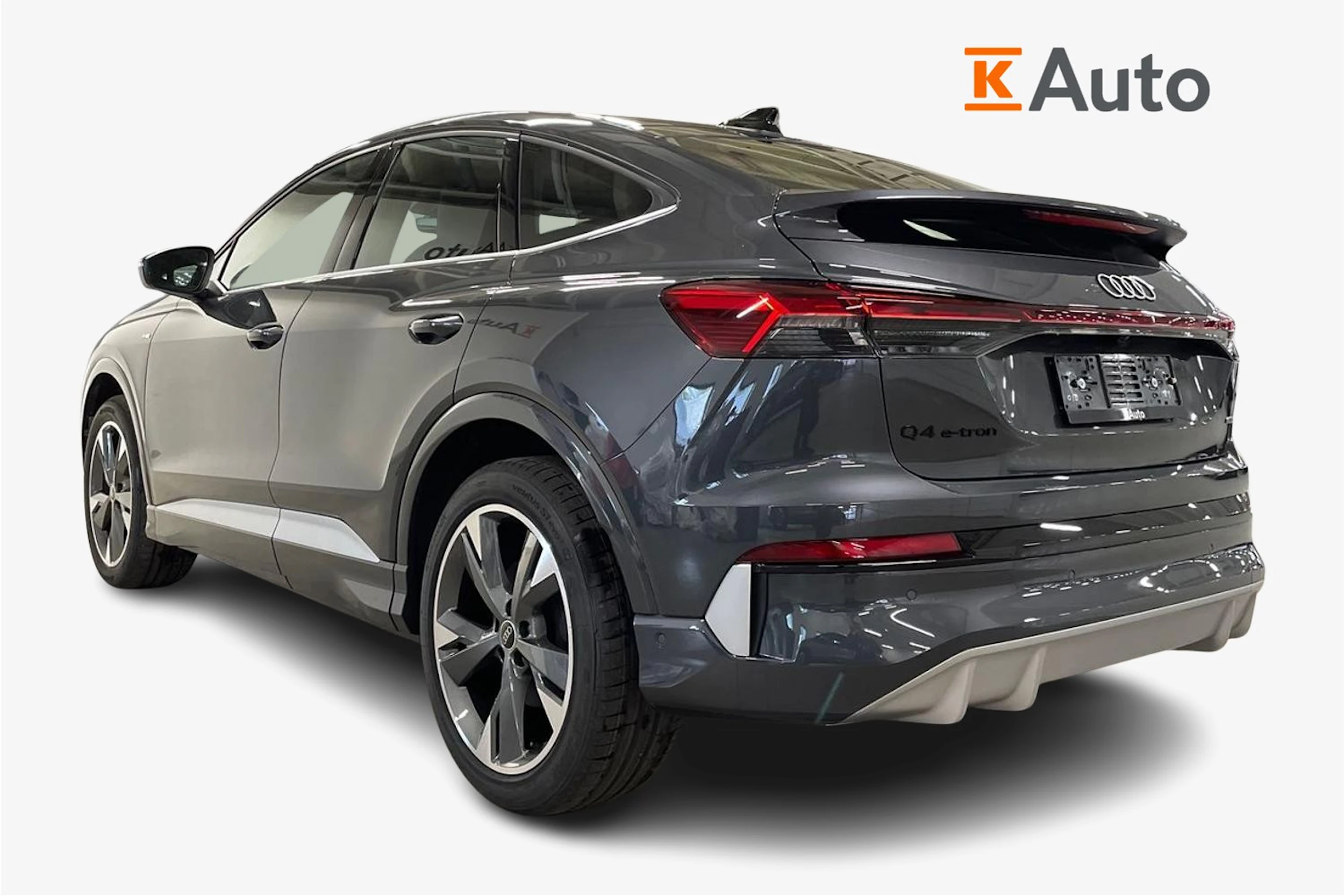 harmaa Audi Q4 e-tron 2027 kuva 2.