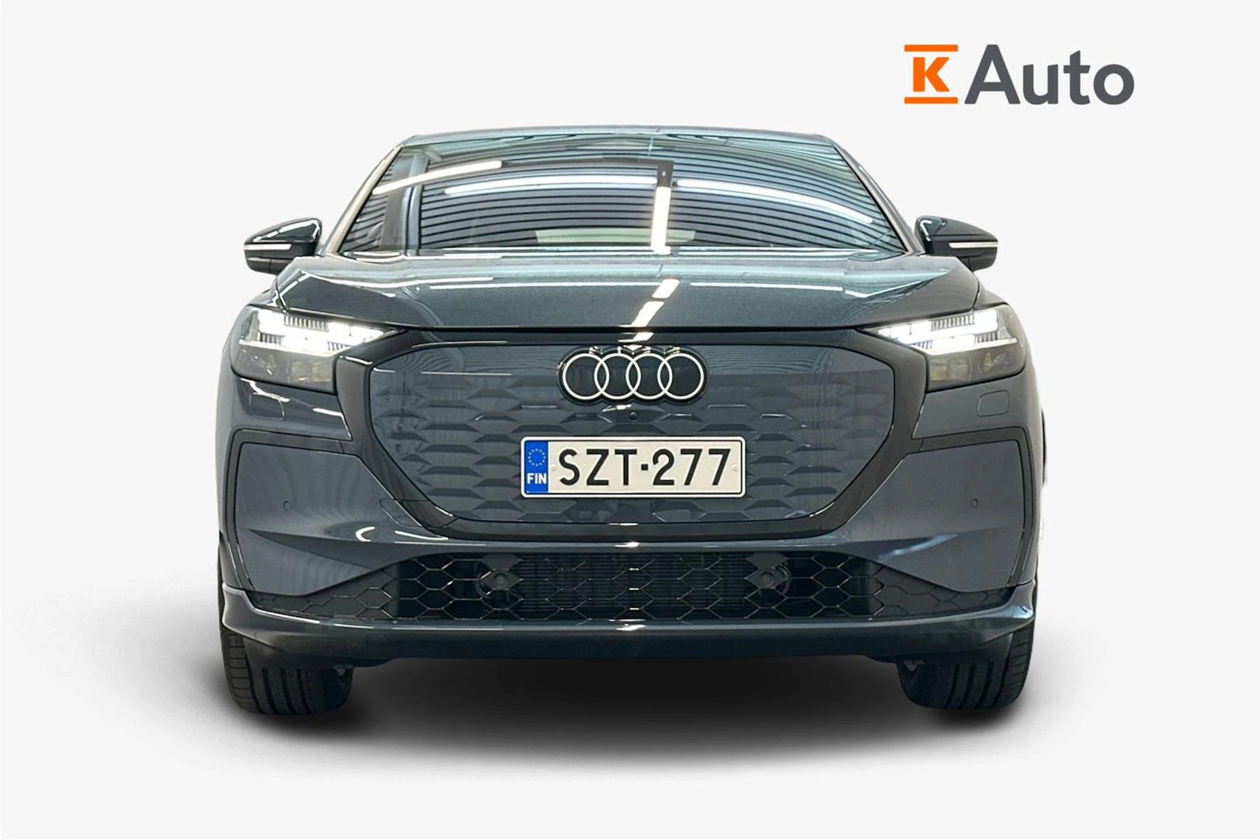 plasma sininen Audi Q4 e-tron 2026 kuva 4.